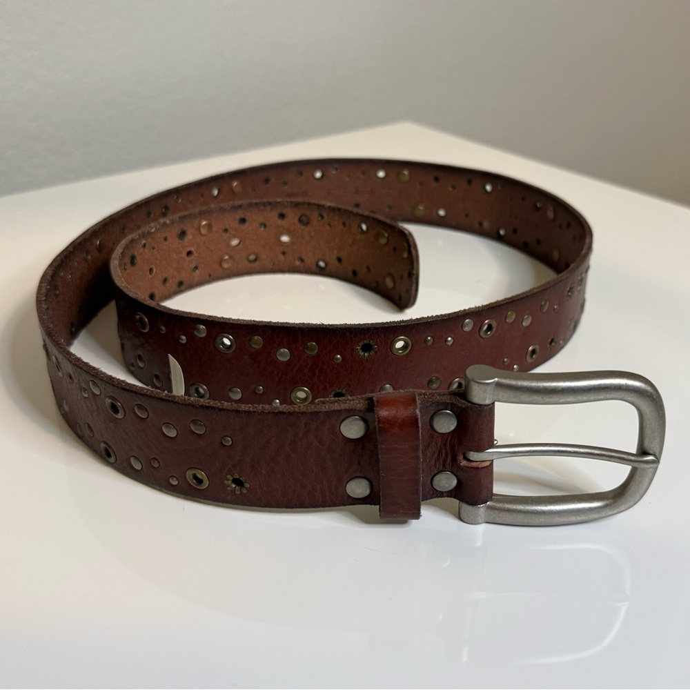 NWT Fossil Brown Leather Studded Eyelets Belt size L